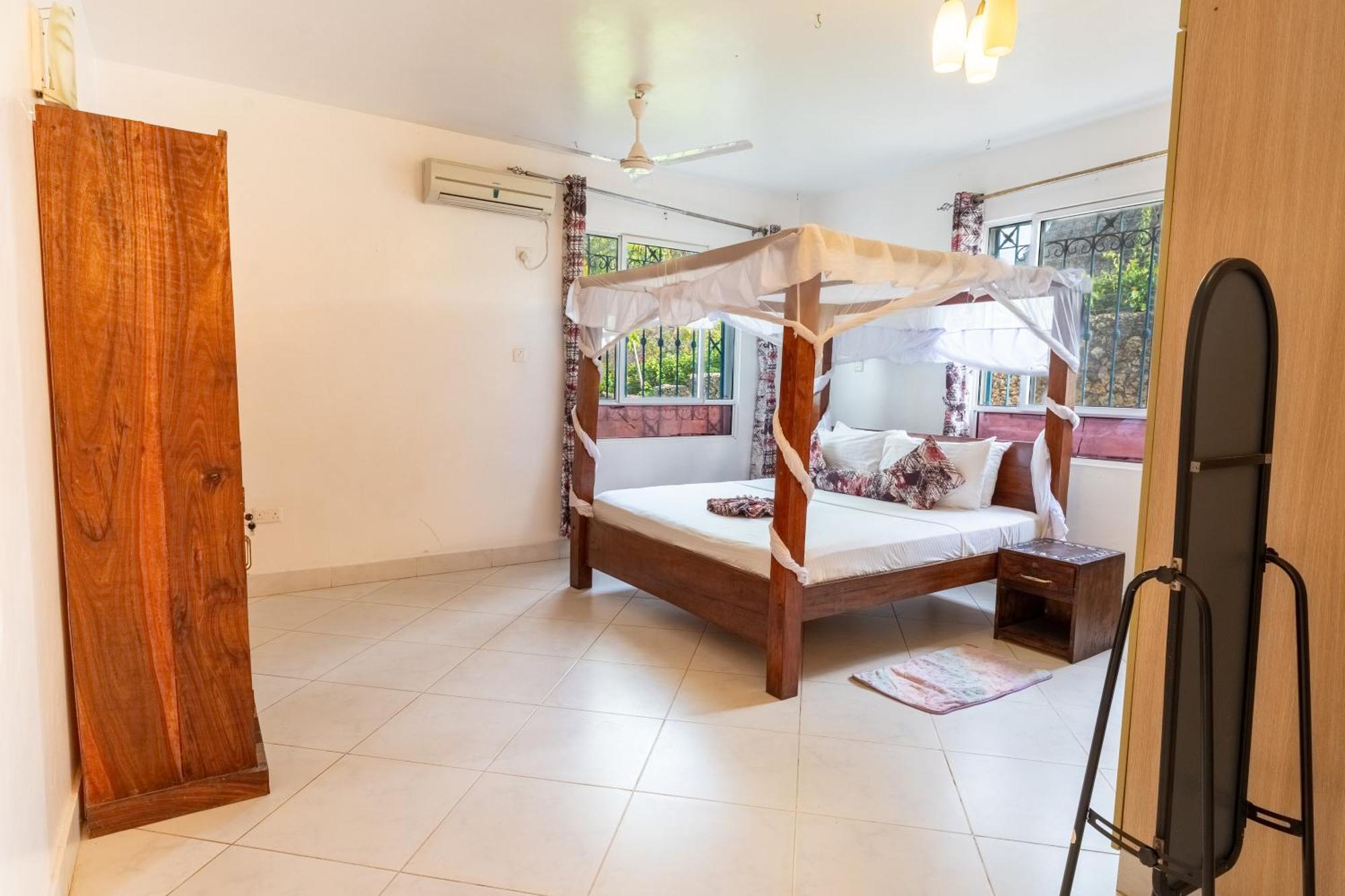 Queens Chateau Boutique Villa Diani Beach Ngoại thất bức ảnh